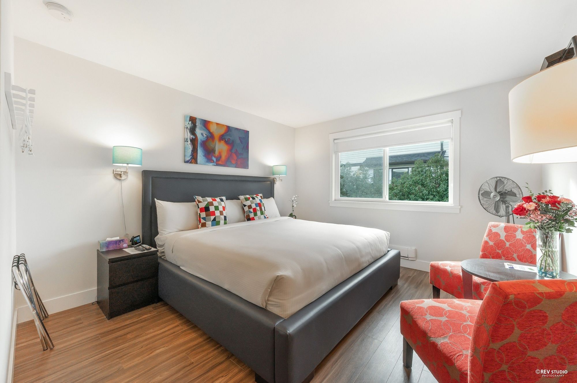 Queens Hotel - New Westminster