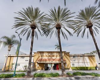 Americas Best Value Inn & Suites Anaheim Convention Center - Άναχαϊμ - Κρεβατοκάμαρα