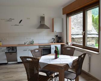 Ferienwohnung zum Kuckuck - Minheim - Cocina
