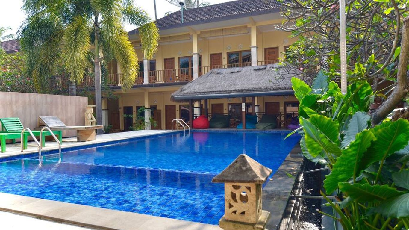 Central Inn Senggigi