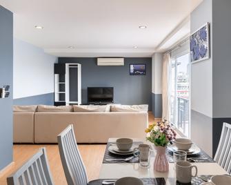 Icheck Inn Residences Sathorn - Bangkok - Menjador