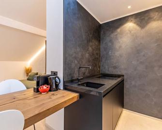 App 303 Palazzo Cavour - Bozen - Keuken