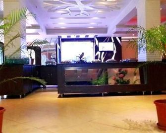 Hotel Swetha - Karīmnagar - Lobby