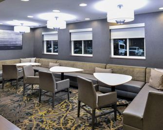 Residence Inn by Marriott Springfield South - Springfield - Restaurant