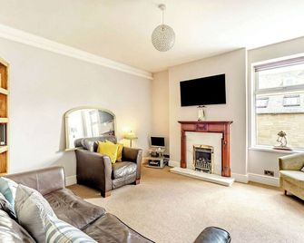 3 bedroom accommodation in Newbiggin-by-the-sea, near Morpeth - Newbiggin-by-the-Sea - Living room