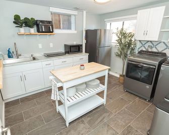 2br Highlands Hideaway - Denver - Cocina