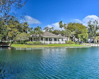 Resort-Style Condo in St Simons ~ 1 Mi to Pier! - Saint Simons - Vista del exterior