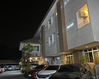 Klang Muang River Home - Phetchabun - Building