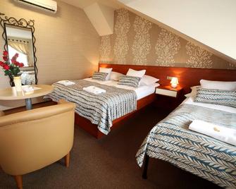 Hotel Roudna - Pilsen - Yatak Odası