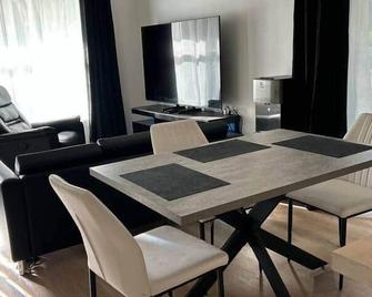 La Villa Anaya - Cape Eleuthera - Dining room