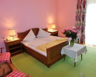 Hotel Posthof - מילשטאט - חדר שינה