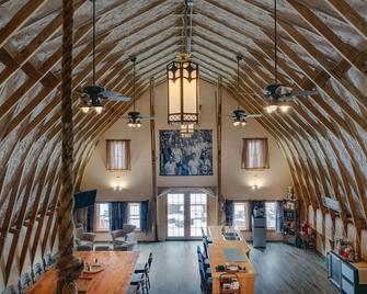 Perfect location for family vacation or family gathering - Hyde Park - Lobby