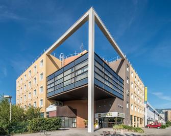 B&B HOTEL Grenoble Centre Verlaine - Grenoble - Building