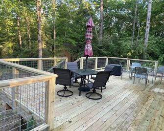 Cabin/Cottage on the South Branch of the Pere Marquette River! - Branch - Patio