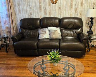 Le Cozy Retreat Private Spa Wine & Relaxing Escape - Quebec - Sala de estar