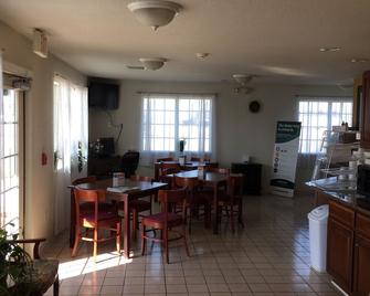 Rodeway Inn Goddard - Goddard - Dining room