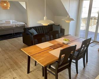 Penthouse Apartment - Gentofte - Dining room