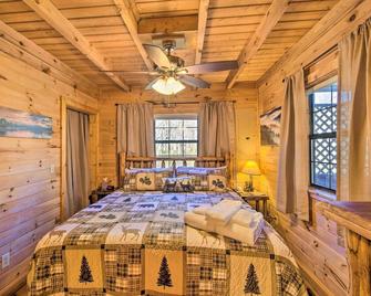 Creekside Cabin in the Blue Ridge Mountains! - Blue Ridge - Bedroom
