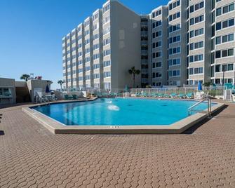 Top Of The Gulf 620 Beachfront Couples Retreat - Panama City Beach - Pool