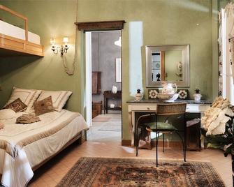 La Maison d'Edith - Saint-Denis - Bedroom