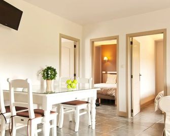 B&B De Fruithoeve - Schalkhoven - Dining room