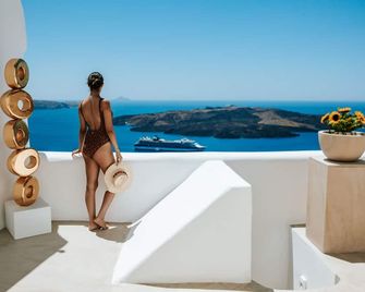 Casasunsha Hybrid Retreat Santorini - Fira - Balcón