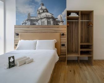 B&b Hotel Como Baradello - Como - Makuuhuone