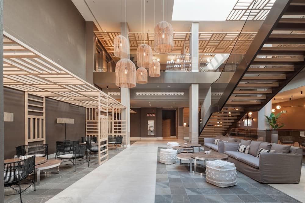 هوتل أتتيكا 21 فيجو بيزنس آند ويلنيس - فيغو - ردهة