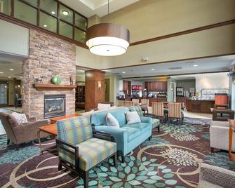 King Suite Near Bush Field Airport | Free Daily Breakfast + Fitness Center - Augusta - Lobby