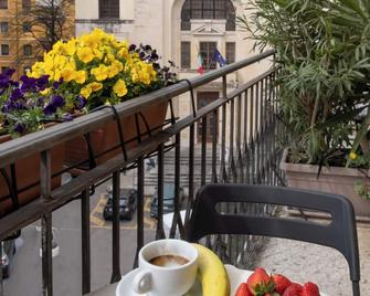 B&B Accademia - Verona - Balcony