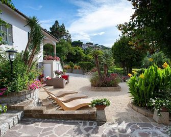 Boutique Hotel Ilio - מרצ'אנה - פטיו