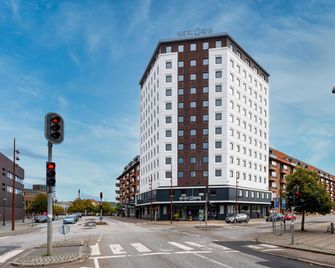 Cabinn Vejle Hotel - Vejle - Rakennus