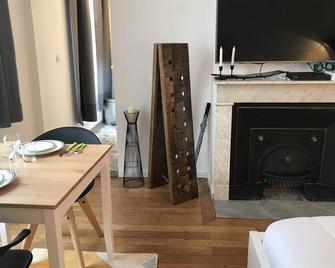Le Joyau de Jouhaux appartement G - Lyon Garibaldi - Lyon - Comedor