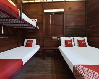 OYO 90630 Mat Leon Village - Kuala Tahan - Habitación