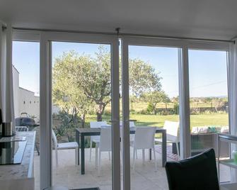 Croissant de Lune - Bagard - Dining room