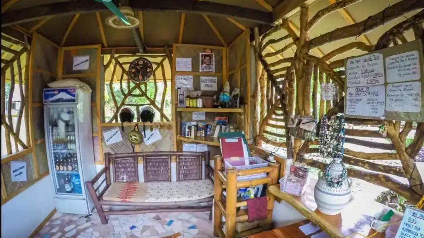 Chelle's Guesthouse and Backpackers