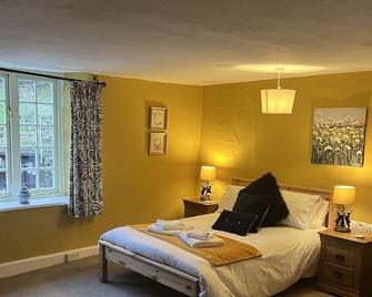 The Who'd Have Thought It Inn - Yelverton - Schlafzimmer