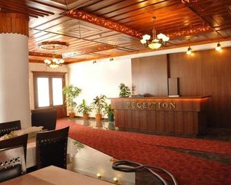 Simre Hotel - Amasya - Rezeption