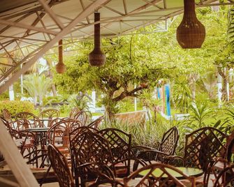 Barrudada Tropical Hotel - Santarém - Terasa