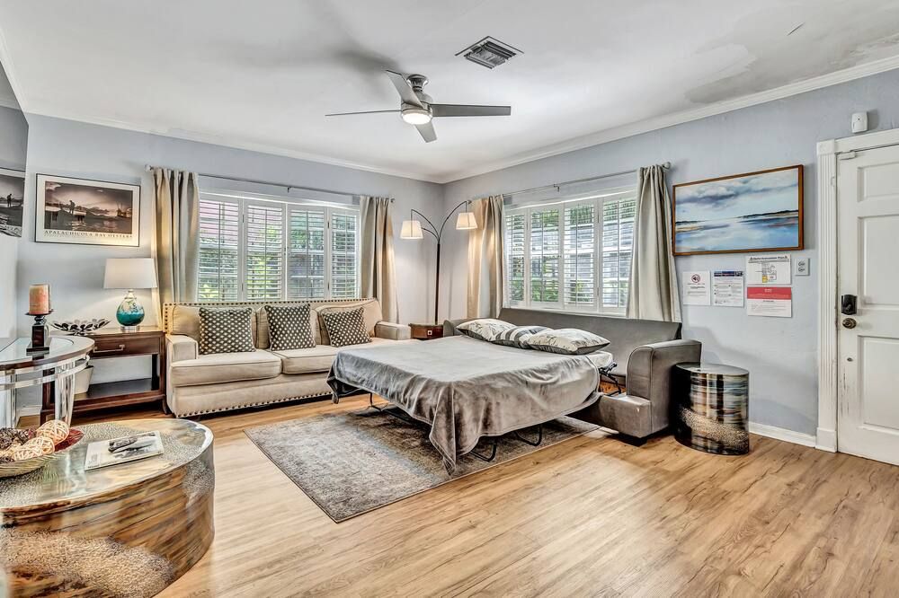 Family Home Heated Pool Victoria Park2br - פורט לודרדייל - סלון