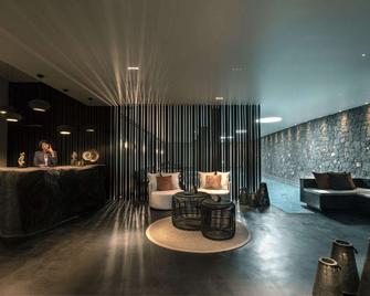 Magma Resort Santorini, In The Unbound Collection By Hyatt - Vourvoulos - Lobby