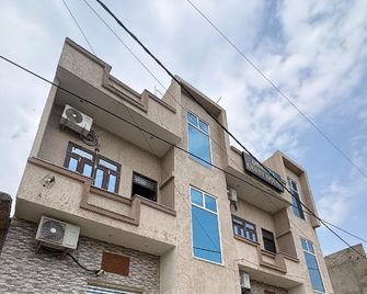 Hotel Dwarika Palace - Vrindavan - Gebäude