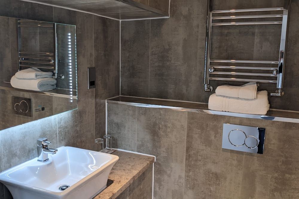 Healds Hall Hotel - Liversedge - Bagno