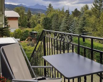 Jausiers 04 - Apartment 1 Type T In A Quiet Residential House - Jausiers - Balcon