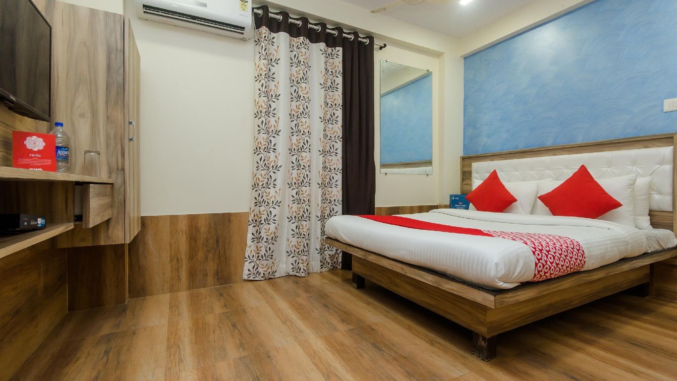 OYO 12894 Bunty Residency