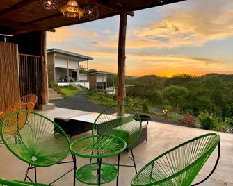 Villa #3 Esencia de Miel Villas & Boutique Safari - La Cruz - Balcón