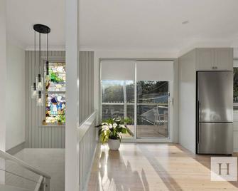 Sunrise Wyong River - Riverfront, Tennis court & Kayak's - Wyong