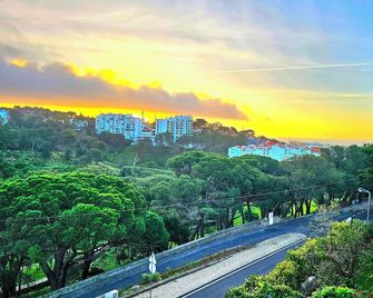 Peers Guest House - Cascais - Balcony