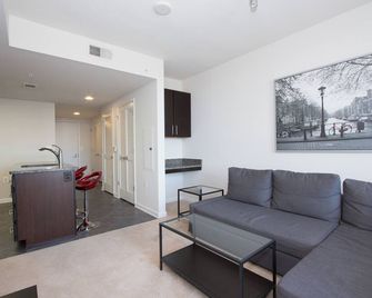 Pentagon Luxe Apartments - Arlington