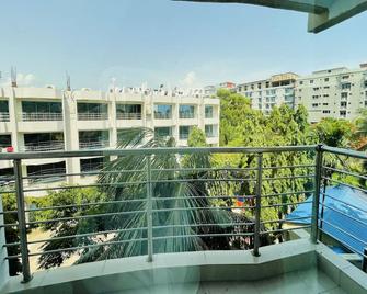 Hotel Kollol by J&Z Group - Cox's Bazar - Balcón